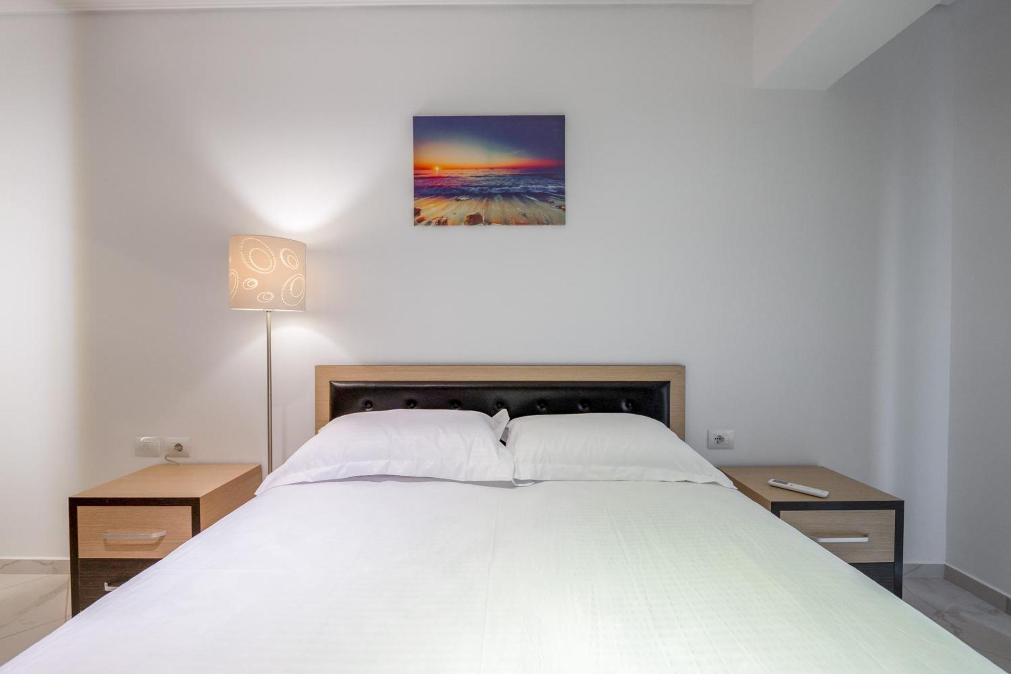 Mato Luxury Apartments Саранда Экстерьер фото
